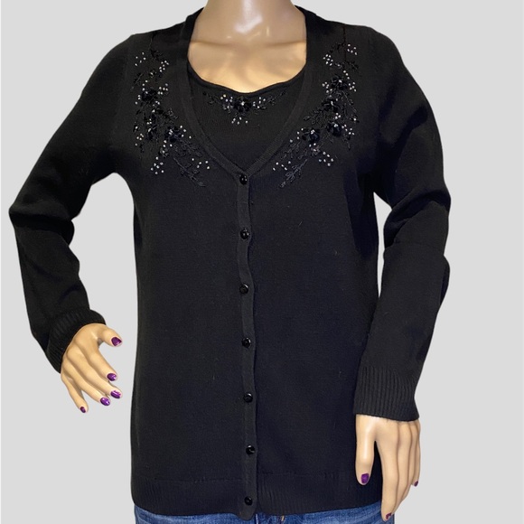 Carolyn Taylor Mock 2-piece Embellished Beaded Floral Black Sweater Sz Small EUC - Picture 2 of 6